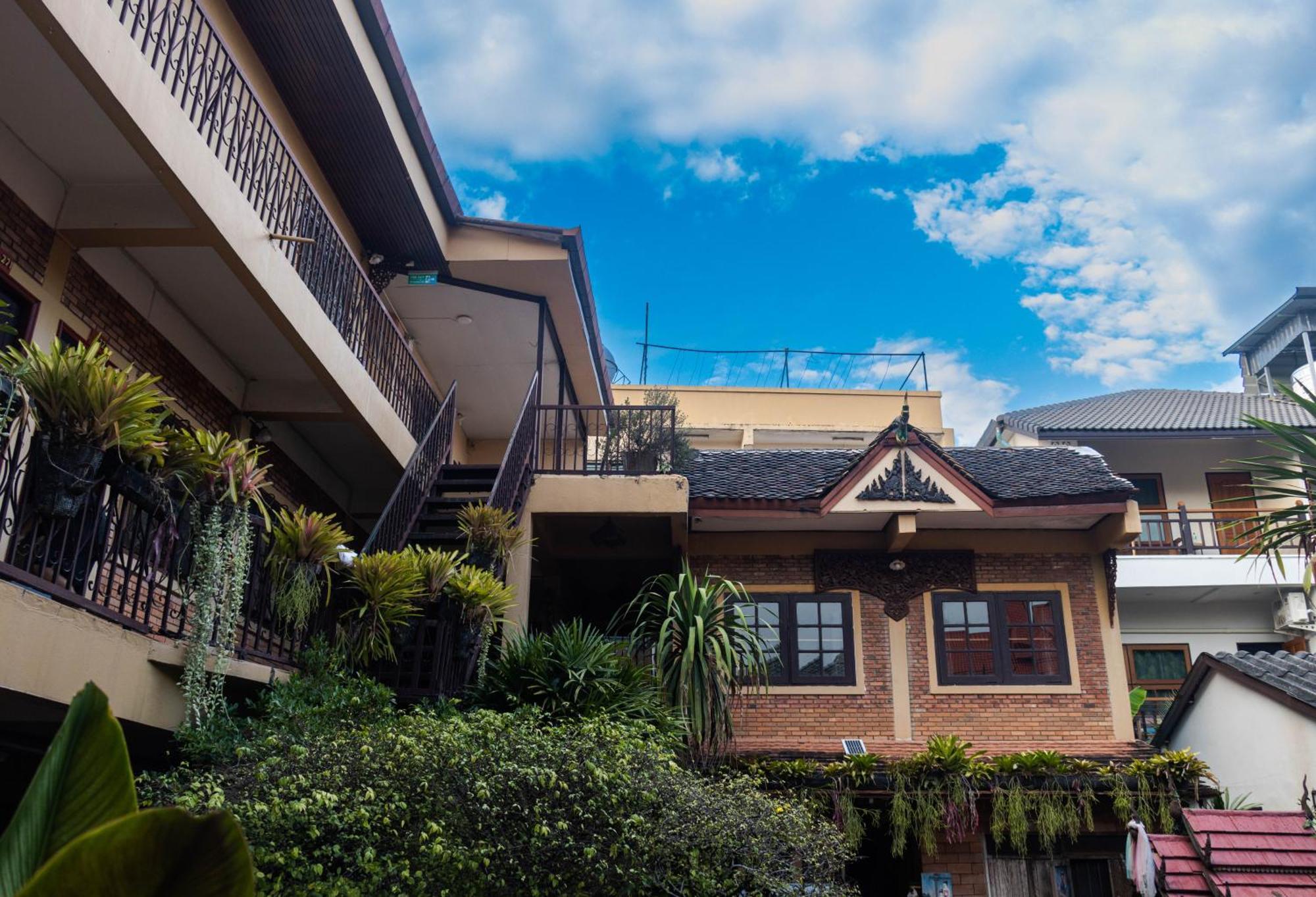 Hotel S.K. House 1 à Chiang Mai Extérieur photo