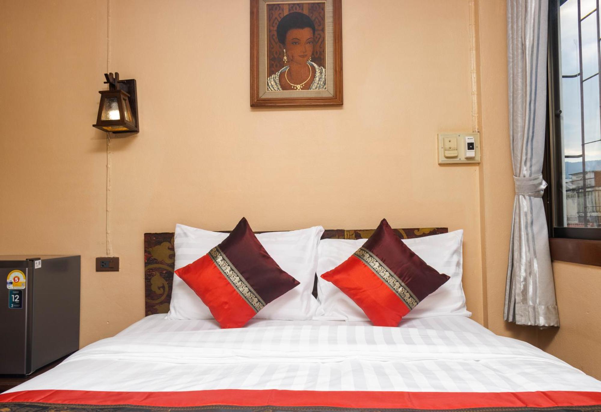 Hotel S.K. House 1 à Chiang Mai Extérieur photo
