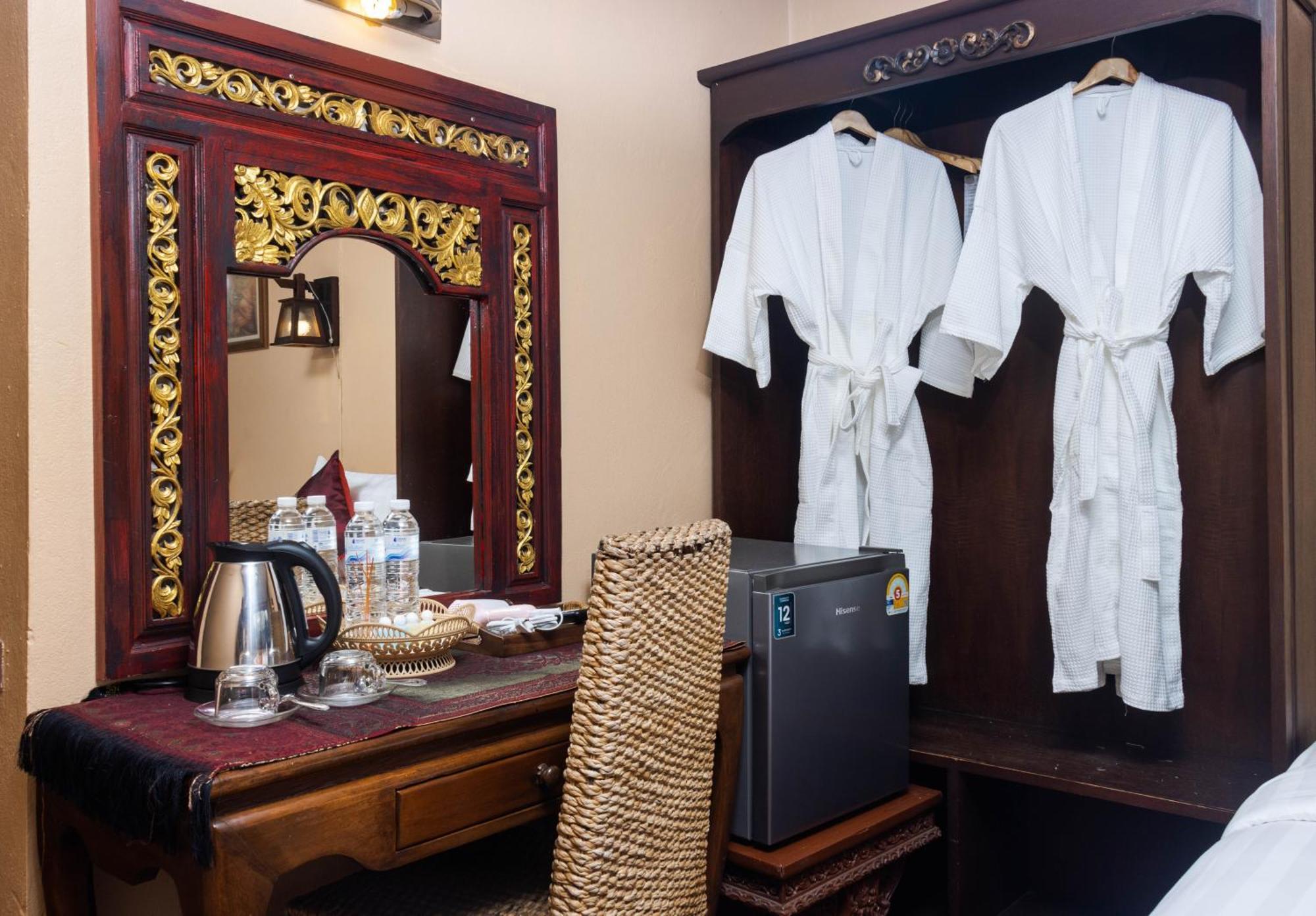 Hotel S.K. House 1 à Chiang Mai Extérieur photo